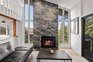 Uklassifisert bilde, 3 av 49, knapp