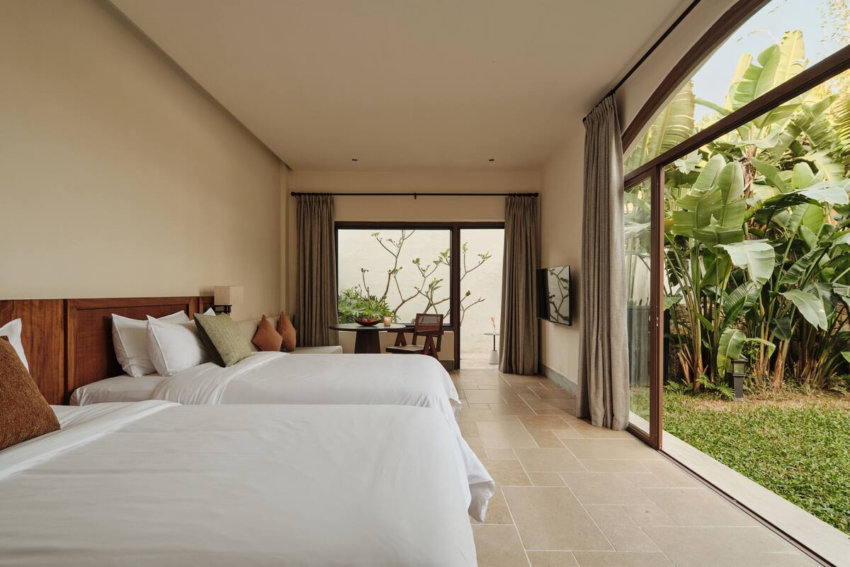 Superior Double or Twin Room | Minibar (free items), blackout drapes, WiFi (free), bed sheets