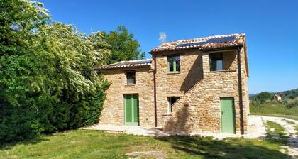 2 Bedroom Private vacation home in Marche