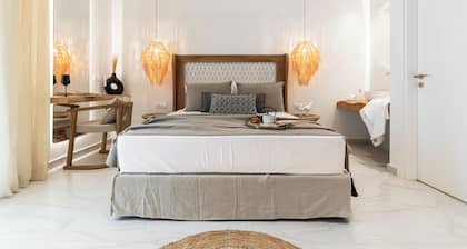 V Luxury Apartments Naxos