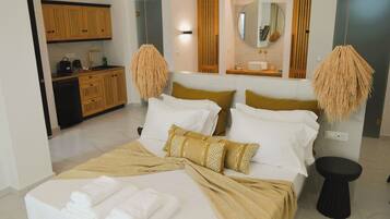 Deluxe Studio Suite