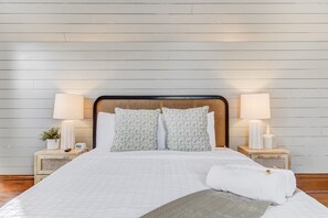 Unclassified image, 3 of 19, button