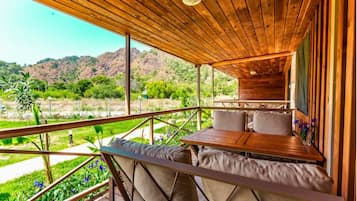 Familienbungalow, Bergblick | Terrasse/Patio