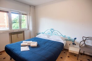 Fjölskylduíbúð - mörg svefnherbergi (Matteo's Flat) | 1 svefnherbergi, ókeypis þráðlaus nettenging, rúmföt