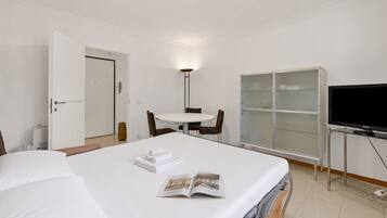 Apartemen Keluarga, 1 kamar tidur, microwave (Matteo's Sanremo Flat for 4) | 1 kamar tidur dan Wi-Fi