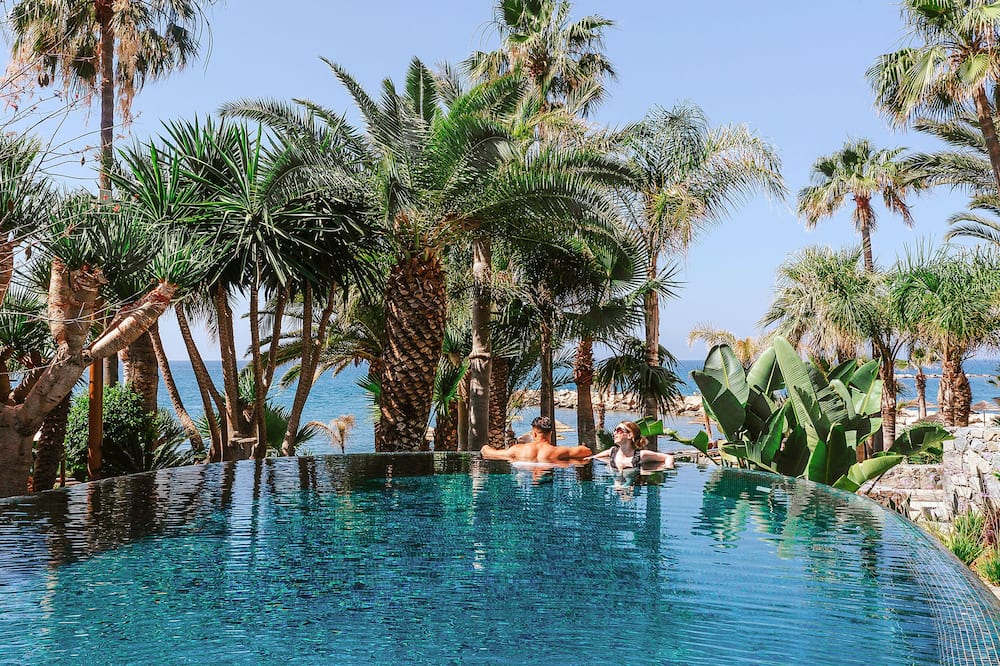 Amathus Residences