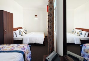 Family Room | 1 bedroom, in-room safe, free WiFi - Cloud Nine Retreat (Nuwara Eliya)