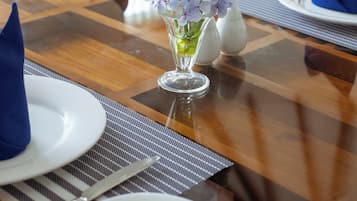 Desayuno completo incluido todos los días