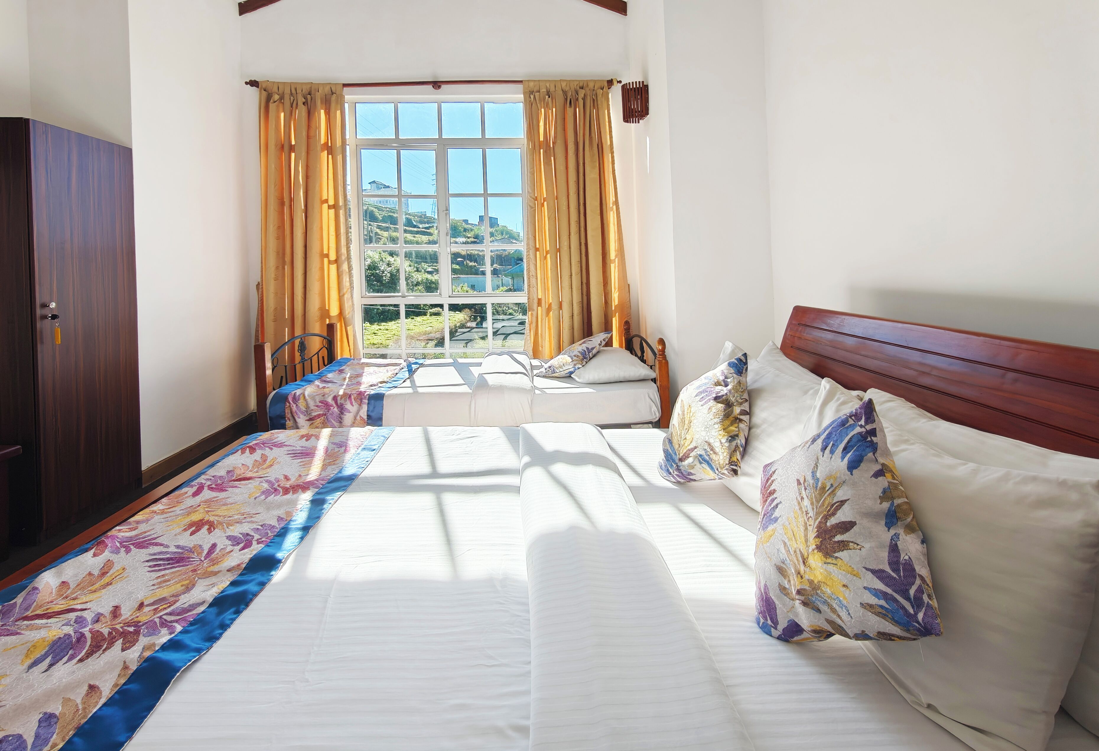 Deluxe Triple Room | 1 bedroom, in-room safe, free WiFi