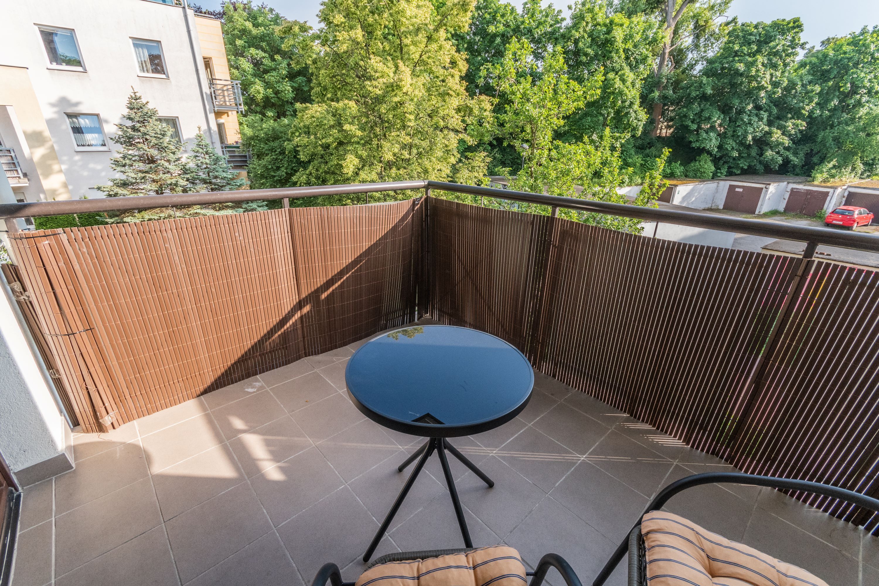 Leilighet – comfort, balkong, bakgårdsutsikt | Terrasse/patio