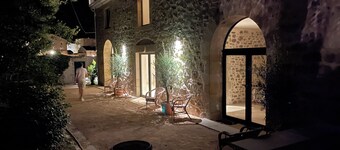 Charming Firmin Cottage house in Vals les Bains
Seasonal rental for 6 pers