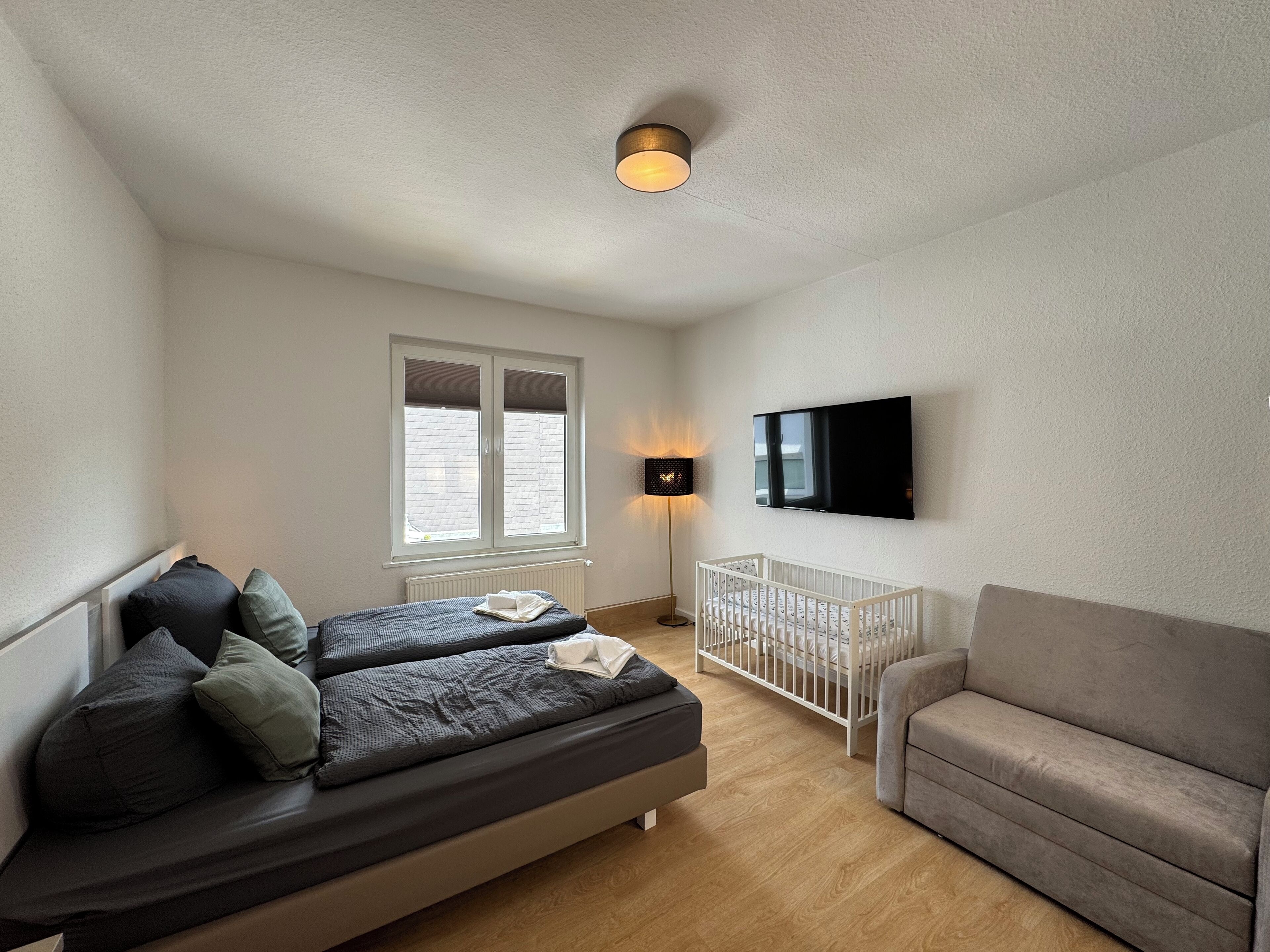 2 Schlafzimmer, Bügeleisen/Bügelbrett, kostenloses WLAN, Bettwäsche