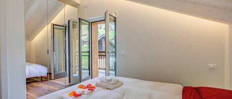 Family Apartment, Multiple Bedrooms, 2 Bathrooms (Cimetta)