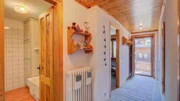 Apartamento família, 1 quarto, terraço, ao lado da montanha (Casa Ciuk) | Parte interna