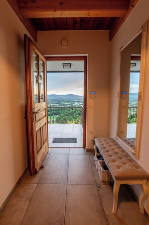 Nội thất lối vào