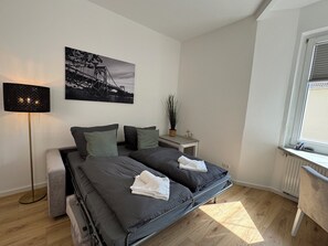 1 Schlafzimmer, Schreibtisch, Bügeleisen/Bügelbrett, WLAN