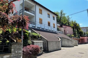 Standard Apartment, Multiple Bedrooms (Casa Nova Bella with free parking) | Exterior