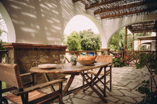 Trikalioti\'s Lush Green Estate Apartments