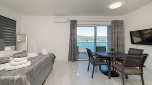 Unclassified image, 5 of 23, button - Apartments Filipo 2, Apartments Filipo 2 (Mastrinka)