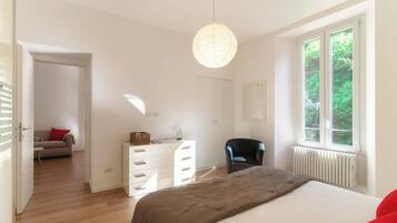 Apartment, Balcony | 1 bedroom, premium bedding, down duvets, iron/ironing board