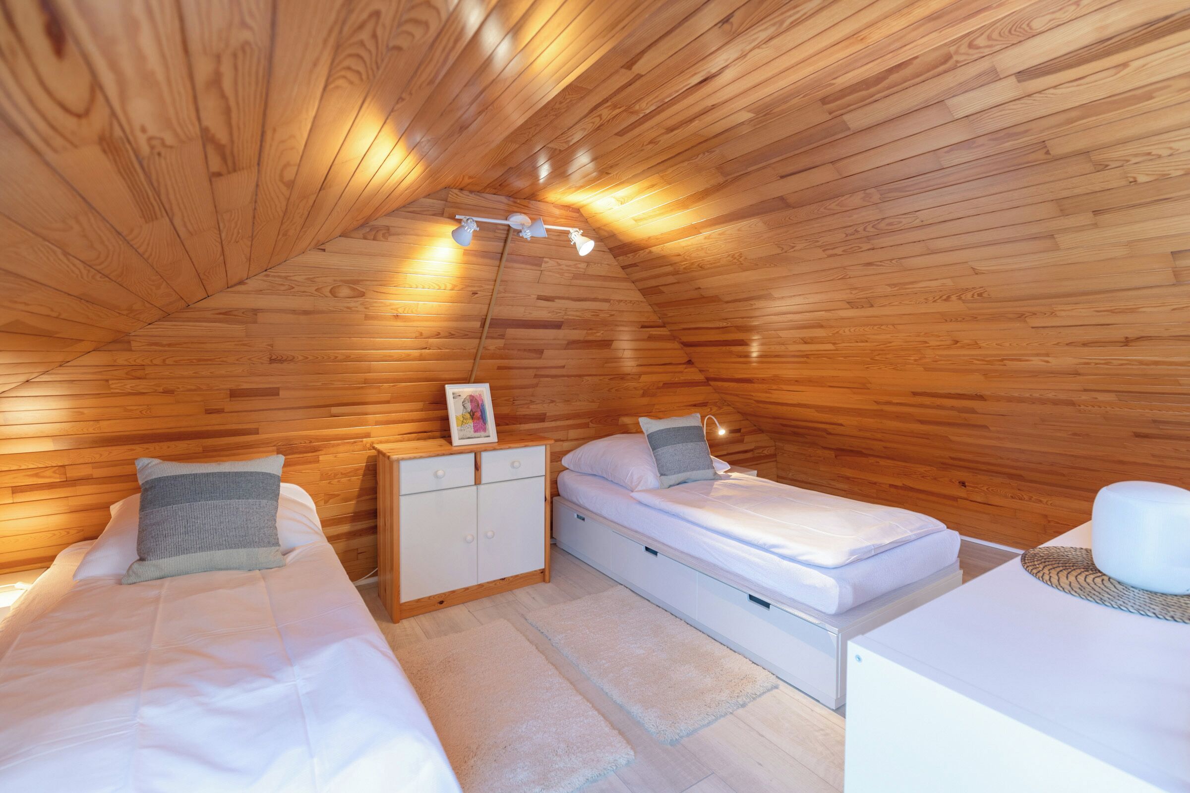 2 Schlafzimmer, Bügeleisen/Bügelbrett, kostenloses WLAN