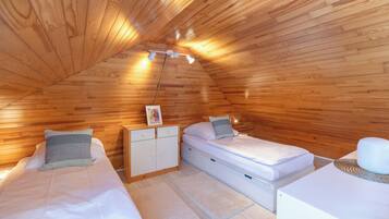 2 Schlafzimmer, Bügeleisen/Bügelbrett, kostenloses WLAN