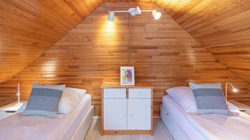 2 Schlafzimmer, Bügeleisen/Bügelbrett, kostenloses WLAN