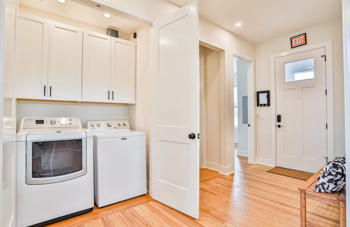 Photo 8 of Uptown Luxury, washer dryer, fenced yard