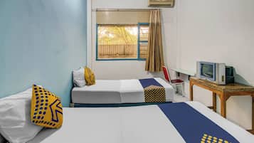 Twin Room | Free WiFi, bed sheets