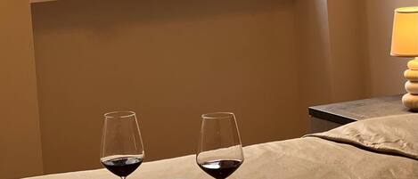 1 soverom, strykejern/-brett, wi-fi og sengetøy