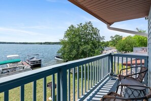 Property grounds - Lakefront at Fife Lake Lodge- 6 separate rooms with double beds (Fife Lake)