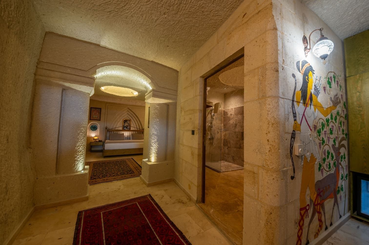 المنشأة من الداخل