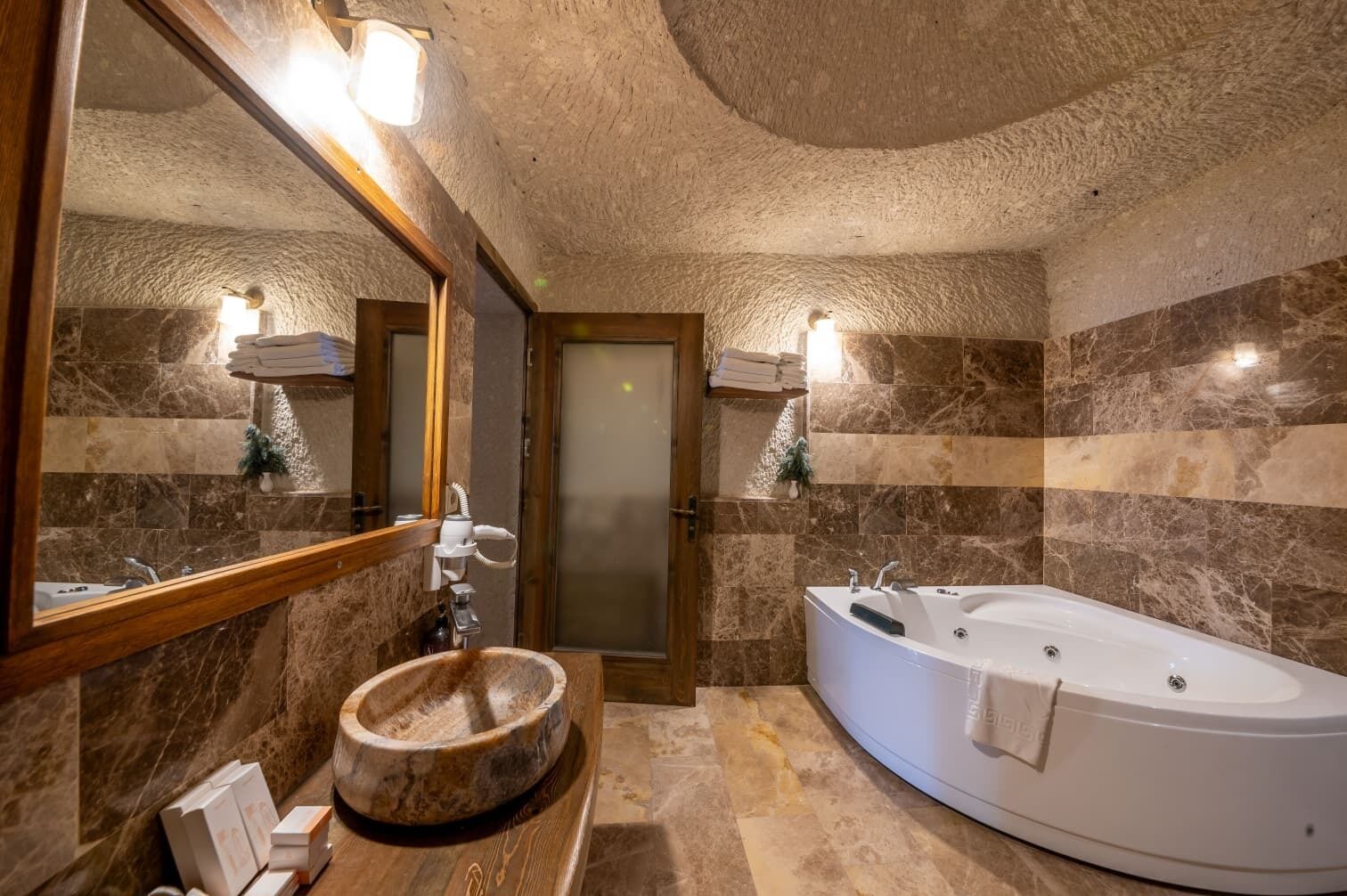Photo - Majestic Cave House