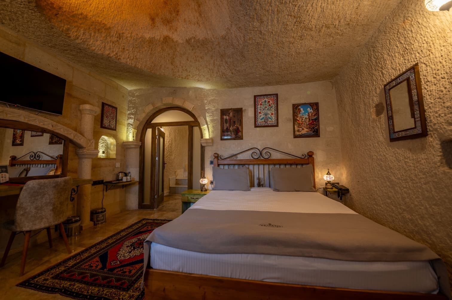 Photo - Majestic Cave House