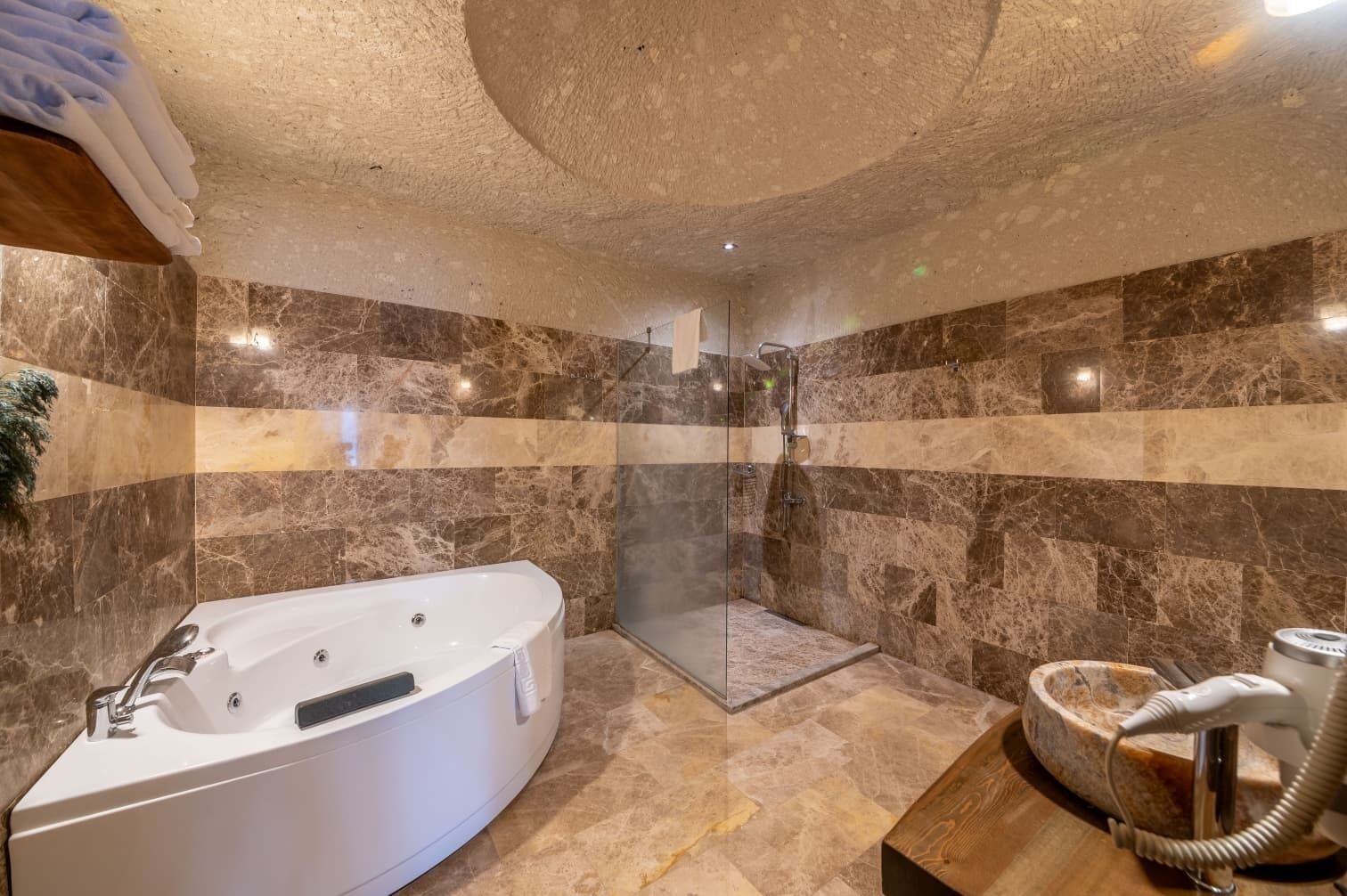 Photo - Majestic Cave House