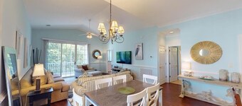 Golfer Hideaway in  Prestigious Litchfield