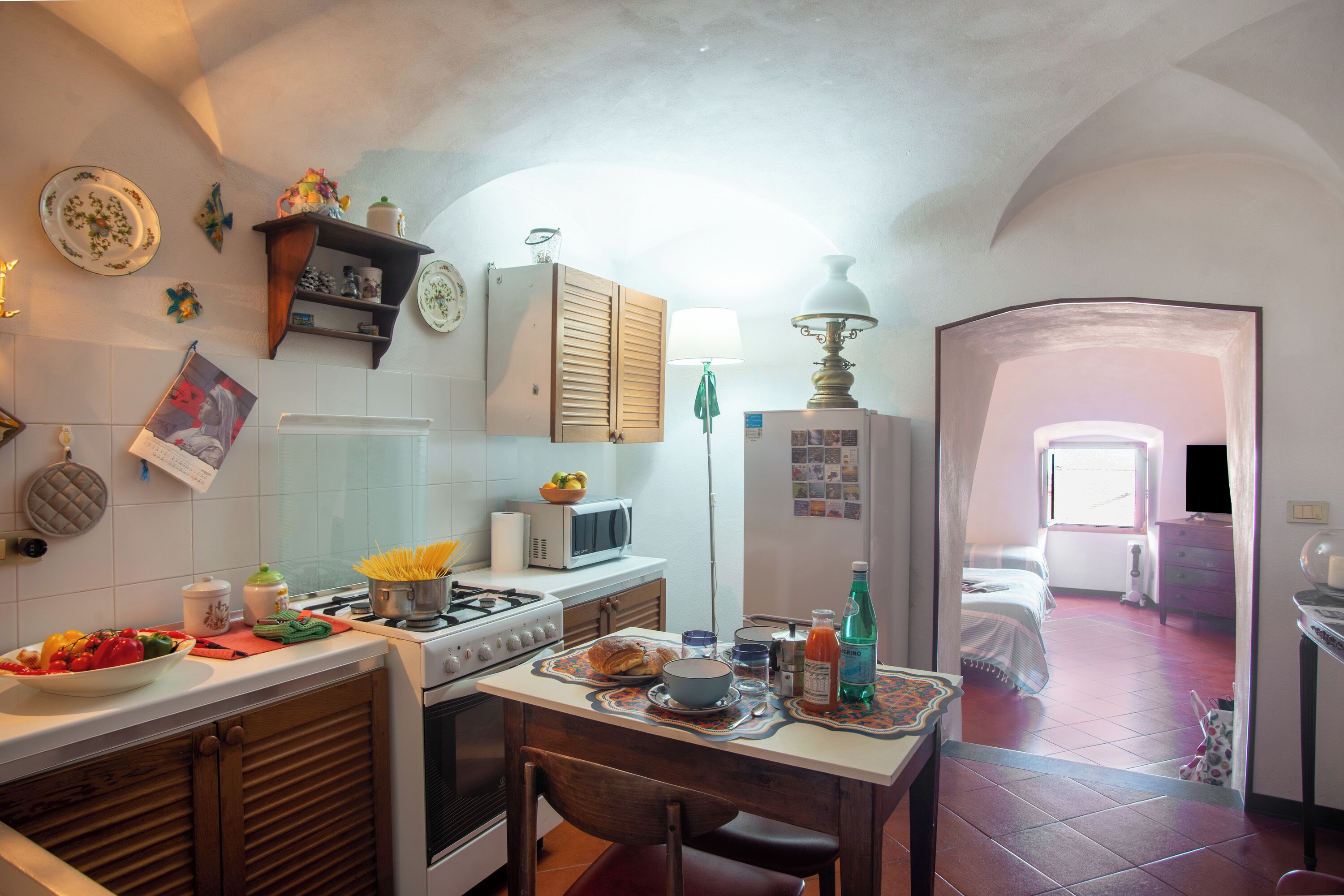 Family Apartment, Multiple Bedrooms (La Casa Nel Cuore di Sanremo) | Private kitchen | Fridge, microwave, oven, stovetop