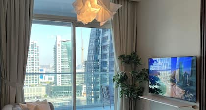 Apartment in Down Town 12 mins walking to Dubai mall & Burj Khalifa