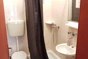 Bathroom - Apartment Branka with jacuzzi (Vir)