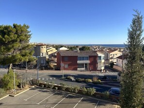 Exterior - 2-room apartment with terrace and private parking, near center and beach (Fleury-Saint-Pierre-la-Mer)