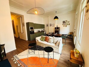 Smart TV - Grand T4 Coeur DE Marseille (Marseille)