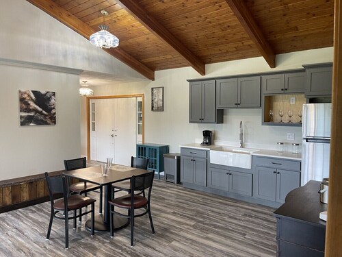 2BR Suite w/ Shared Game Room Near Trails + Town