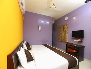 Deluxe Triple Room, City View - ITS South East Residency (Chennai)