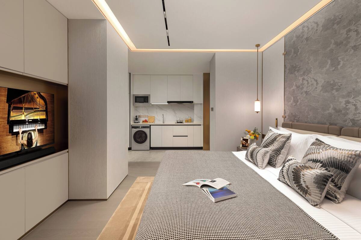 Studio Premier | Bộ đồ giường cao cấp, chăn bông, két bảo mật tại phòng 
