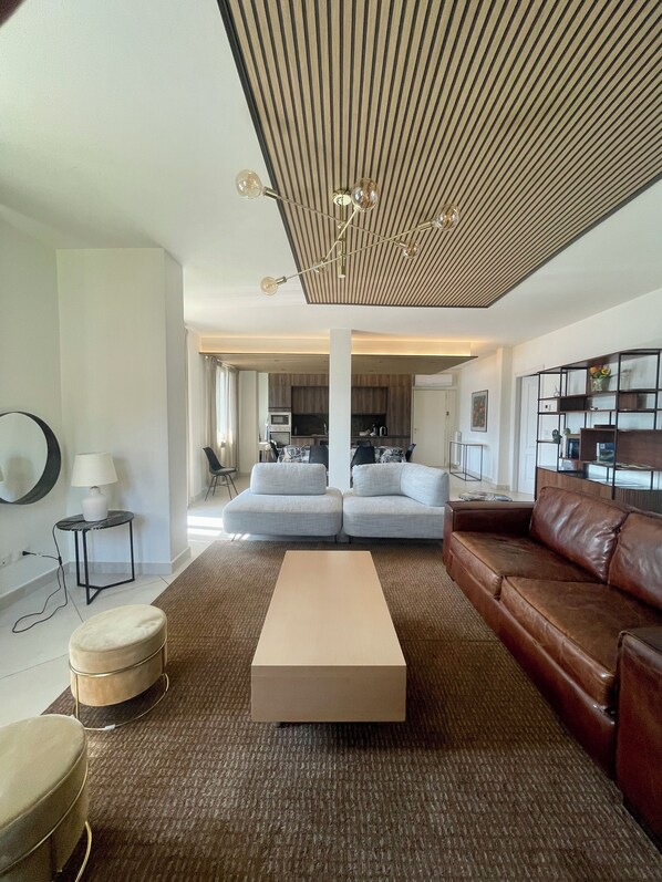 تلفزيون ذكي