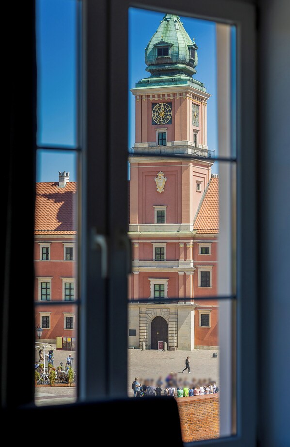 Studio, Kitchen | City view - Studio in the Old City by Renters (Warsaw)