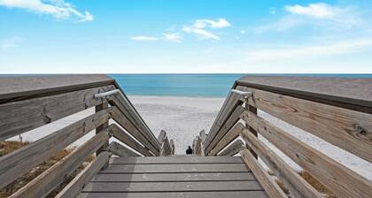 4br/2ba ~ Sleeps 8 ~ Perfect for Family Gateway!