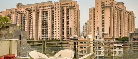 Apartemen, akses difabel | Eksterior