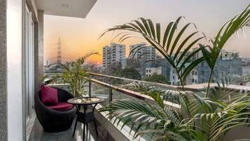 Apartment, Accessible, Smoking | 2 bedrooms, Internet