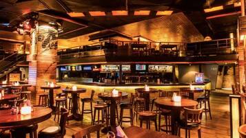 Apartment, Accessible | 2 bedrooms, Internet